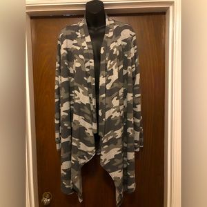 French Laundry Camo Cardigan - size XL